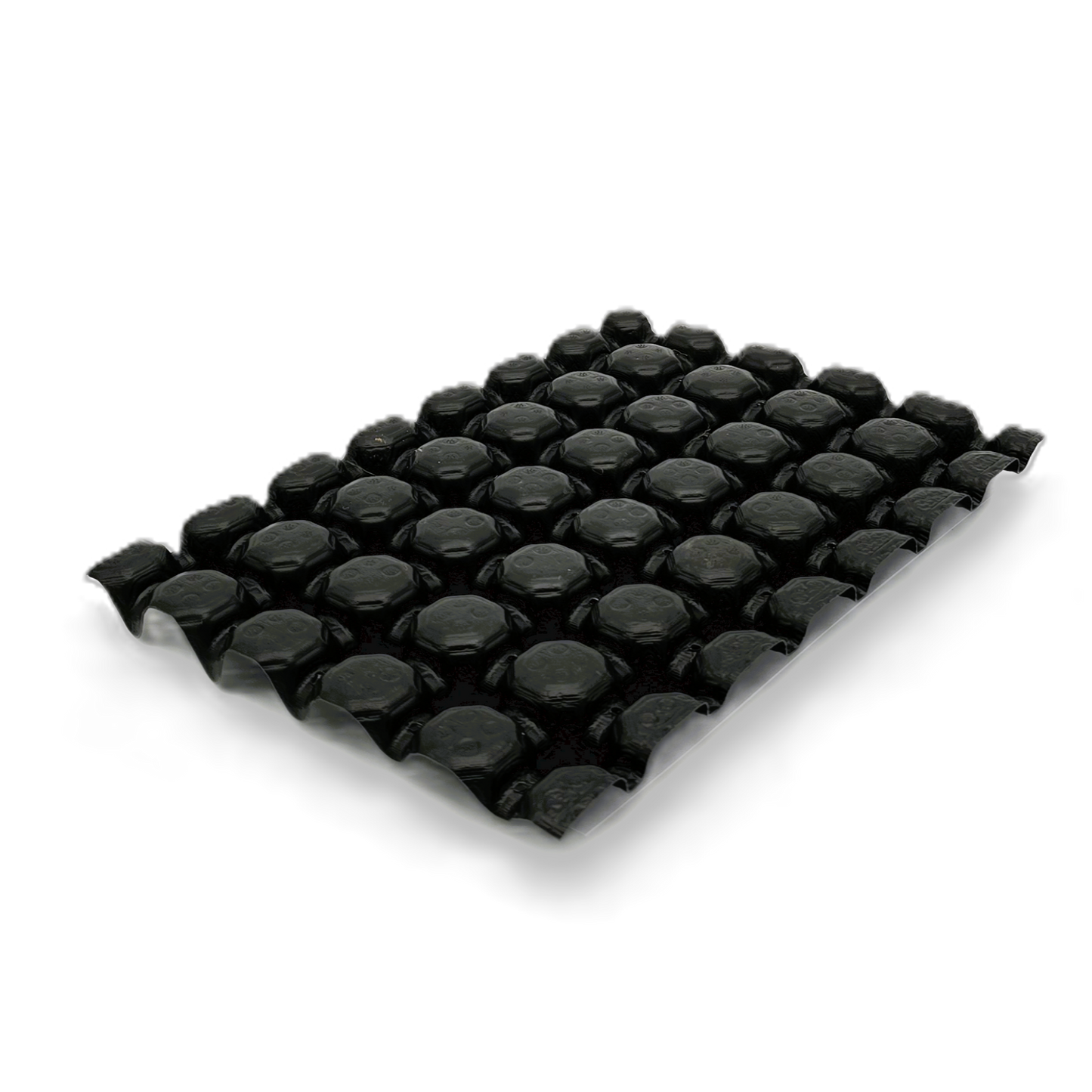 tiefgezogenem HDPE-Regenerat mit Wasserspeicherfunktion zur Dränierung, Zum Einsatz bei
Extensiv-Begrünungen in mehrschichtiger Bauweisen.
